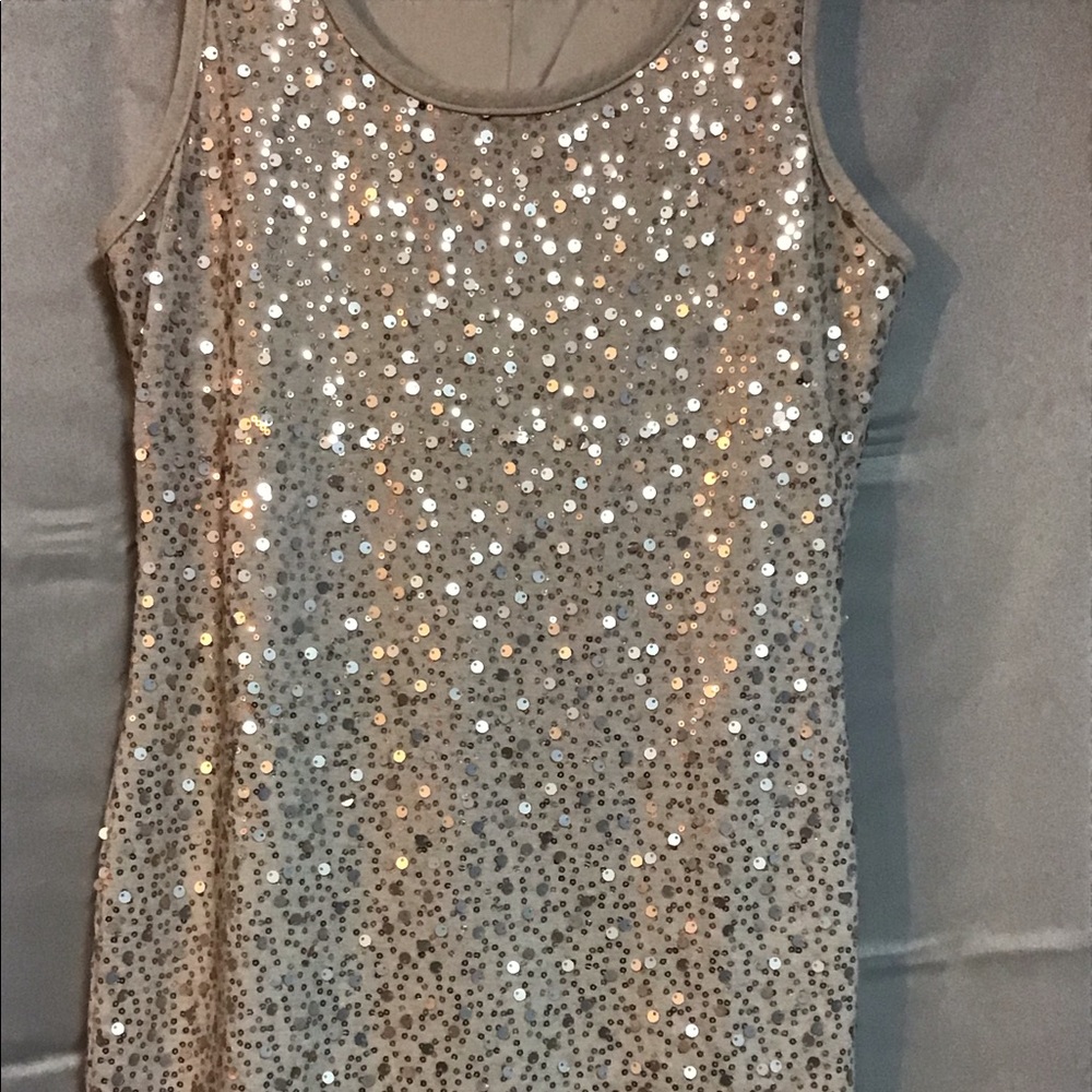 Forever 21 sequined dress - Picture 3 of 8